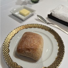 メゾン ポール・ボキューズの画像｜パン。とても美味しいです。バターもこだわりとのこと。