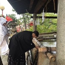 住吉大社の画像｜手を水で清めるところ