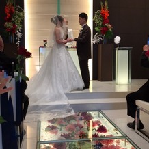 CASA FELIZ（カーサフェリス）の画像｜ガラス張りの花が映えてて、ドレスがより綺麗に見えたと言ってもらえた！！