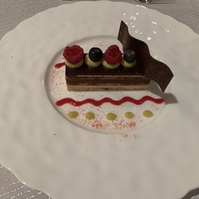 ＡＮＡインターコンチネンタルホテル東京の画像｜コース料理のケーキ