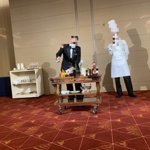 The Okura Tokyo(オークラ東京）の画像｜デザートの演出
会場内の演出と合わせて厨房で同じ動きをし、出来立てをていきょうされているそうです。