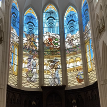 Casa　d’　Angela（カサ・デ・アンジェラ）の画像｜天井がとても高く壁一面に素敵なスタンドグラスがありました