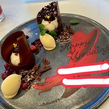 ラグナスイート新横浜　ホテル＆ウエディングの画像｜文字が美しかったのに感動しました。バレンタインバージョンのチョコデザートでした。大人の味。