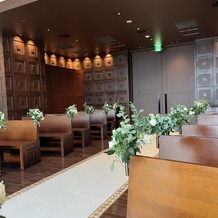 ラグナスイート新横浜　ホテル＆ウエディングの画像｜ゲスト目線から見た挙式会場入場入り口