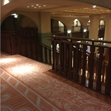 ホテルオークラ京都の画像｜記念撮影の階段（上）