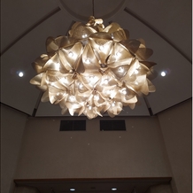 帝国ホテル 東京の画像｜華やかなシャンデリア。