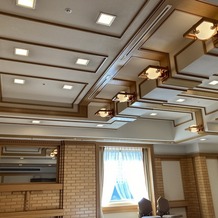 帝国ホテル 東京の画像｜松の間
他の3つのお部屋と違って、有名な建造物にゆかりがあるようです。
線対称で素敵でした。