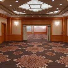 帝国ホテル　大阪の画像｜カーペットが豪華絢爛です