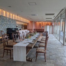 マリエール広島の画像｜少人数ようの食事会場です。15人ぐらいでちょうど良いサイズの会場でした。