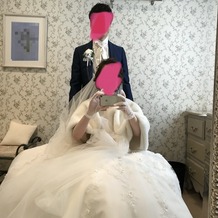 アイネス　ヴィラノッツェ　大阪の画像｜挙式会場内の控え室です。待ち時間はドキドキでした。