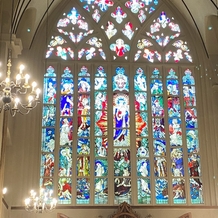 マリエール山手(セント・リージェンツ大聖堂)の画像｜豪華なステンドグラス