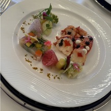 リーガロイヤルホテル広島の画像｜前菜 お野菜がふんだんに使われていてオマール海老も美味しくて見た目も美しい。