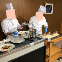 東京ドームホテルの画像｜披露宴会場内でのお肉のカッティングサービス