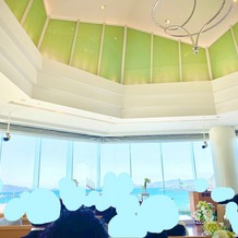 JRホテルクレメント高松の画像｜屋内だけど、開放感たっぷりの爽やかなチャペル