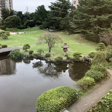 マリエール神水苑の画像｜会場から見える日本庭園