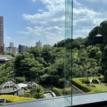 ホテル椿山荘東京の画像｜披露宴会場から見える景色