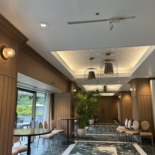 ホテル椿山荘東京の画像｜披露宴会場(胡蝶)横のホワイエ