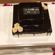 ヒカリフルコート高崎の画像｜黒が好きすぎてお願いしたケーキ