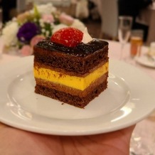 ホテルエミシア東京立川の画像｜ウェディングケーキ