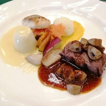 奈良ホテルの画像｜鯛のポワレ、ヒラメのムースリーヌ、国産牛フィレ肉