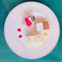 奈良ホテルの画像｜大変可愛らしいデザートで、良くも悪くもひねったオシャレな味ではないです。とてもおいしかったです。