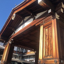 奈良ホテルの画像｜正面入り口です。立派な入り口が参列者をお出迎えしてくれます。