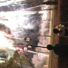 ガーデンレストラン　メープルヒル（Maple Hill）の画像｜サプライズの花火が音楽とマッチして大感動です