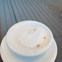 ヴィラ・アンジェリカの画像｜カブのスープ
上に乗った泡が見た目もかわいいし味も美味