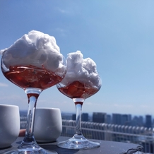 RESTAURANT LUKE with SKY LOUNGE（レストラン ルーク ウィズ スカイラウンジ）の画像｜空に浮かぶ雲のようなデザート。とても写真映え！