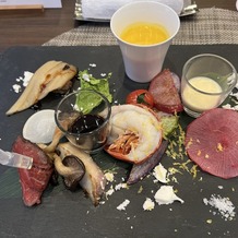 RESTAURANT LUKE with SKY LOUNGE（レストラン ルーク ウィズ スカイラウンジ）の画像｜フェアでいただいた食事。コースを少しずつ食べられました。