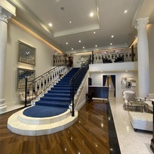 アーカンジェル迎賓館　天神の画像｜ロビー階段