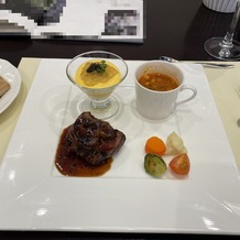 アーカンジェル迎賓館　宇都宮の画像｜試食会のお肉が美味しいです