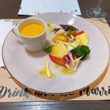 アーフェリーク迎賓館　熊本の画像｜オマール海老が使われている前菜とスープです