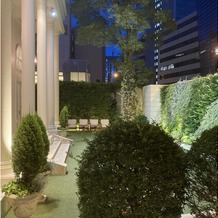 アーセンティア迎賓館 大阪の画像｜パーティー会場の庭部分