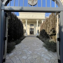 アーククラブ迎賓館　広島の画像｜ヴィクトリアハウスの外観・入口