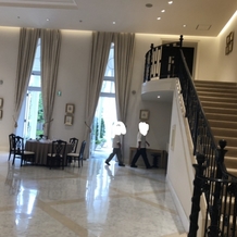 アーヴェリール迎賓館　姫路の画像｜階段からの入場もできます！