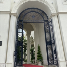 アーヴェリール迎賓館　名古屋の画像｜入り口の凱旋門