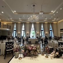山手迎賓館　横浜の画像｜横に広いので1番下座でも遠すぎない！