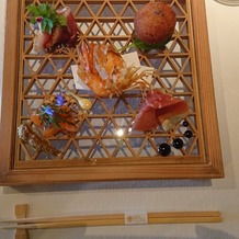 ＧＡＲＤＥＮ ＲＥＳＴＡＵＲＡＮＴ ＴＯＫＵＧＡＷＡＥＮ（ガーデンレストラン徳川園）の画像｜おしゃれな前菜