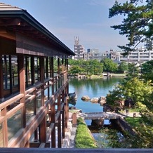 ＧＡＲＤＥＮ ＲＥＳＴＡＵＲＡＮＴ ＴＯＫＵＧＡＷＡＥＮ（ガーデンレストラン徳川園）の画像｜式場からの景色