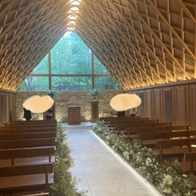 アーヴェリール迎賓館　岡山の画像｜ナチュラルな雰囲気に一目惚れしたチャペル
