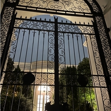 ガーデンヒルズ迎賓館　大宮の画像｜会場の門です。