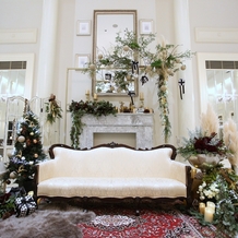 アーククラブ迎賓館　福山の画像｜クリスマスイメージのソファー