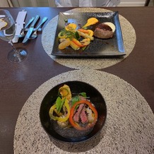 アーククラブ迎賓館　福山の画像｜メインディッシュひと皿ずつ和風洋風が配られました