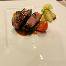ベイサイド迎賓館　長崎の画像｜試食の牛肉
ソースがとてもおいしかった。