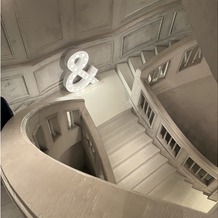 TRUNK BY SHOTO GALLERYの画像｜大階段