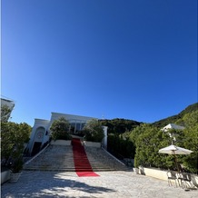 ベイサイド迎賓館　松山の画像｜ホワイトハウスの大階段