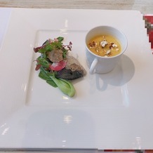 茅ヶ崎迎賓館の画像｜試食会でのお魚料理
コーンスープにはポップコーンが入ってました。