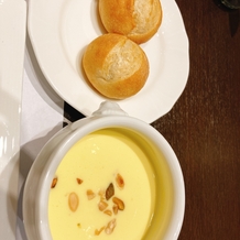 ヒルサイドクラブ迎賓館　札幌の画像｜冷製コーンスープ、パン