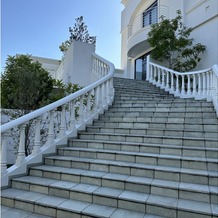 ＡＩＬＥ ｄ’ＡＮＧＥ garden（エルダンジュ　ガーデン）の画像｜大階段